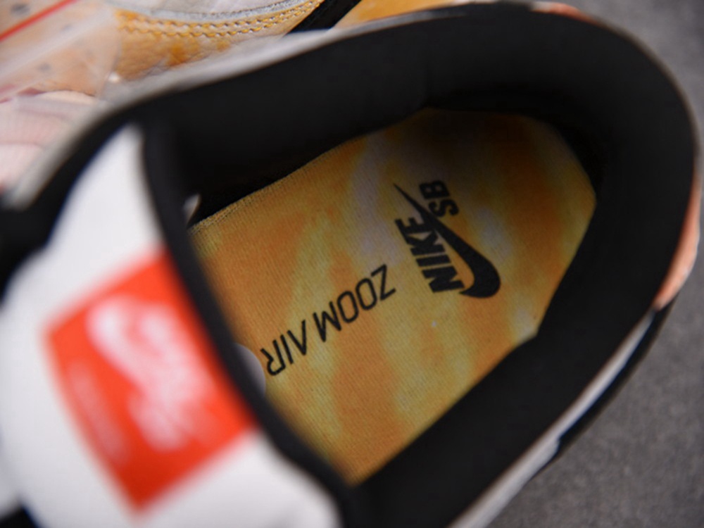 Nike SB Dunk Low Pro QS Roswell Raygun(BQ6832-101)