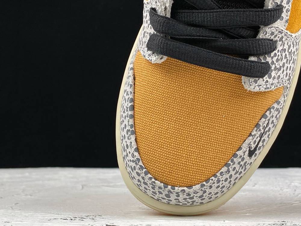 Dunk Low Pro SB Safari(CD2563-002)