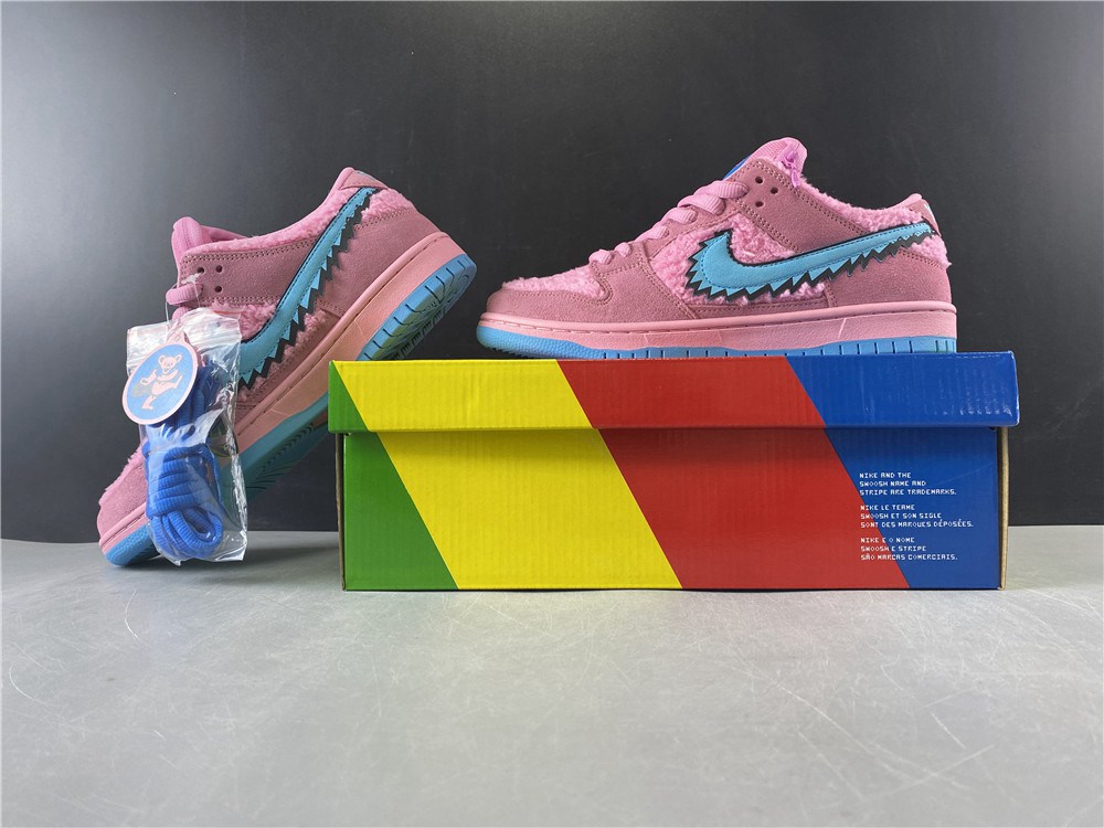 Grateful Dead x Dunk Low SB 