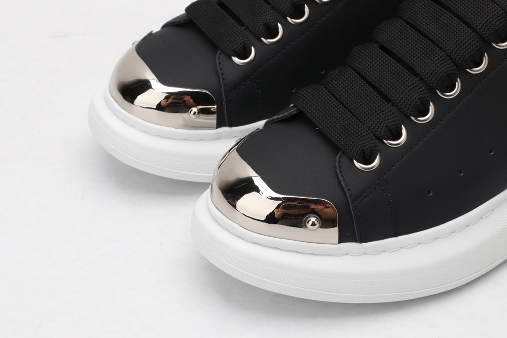 AMQ black oversized sneakers