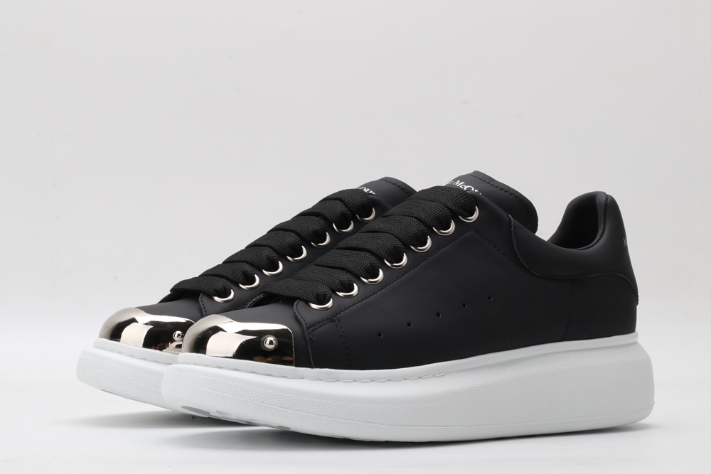 AMQ black oversized sneakers