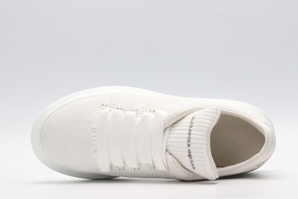 AMQ OVERSIZED SNEAKER White