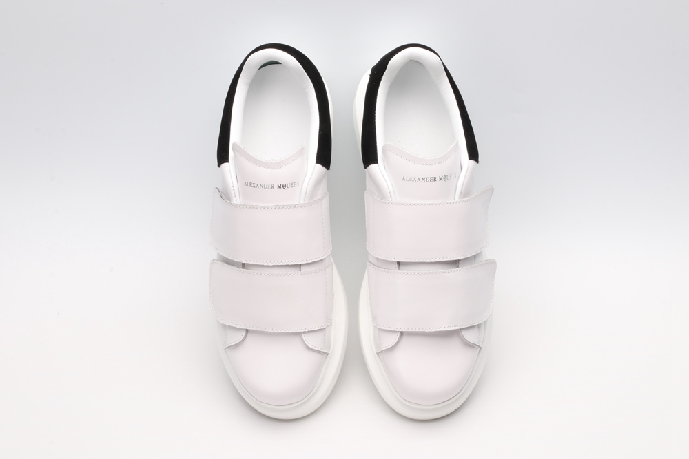 AMQ oversized sneakers with black heel