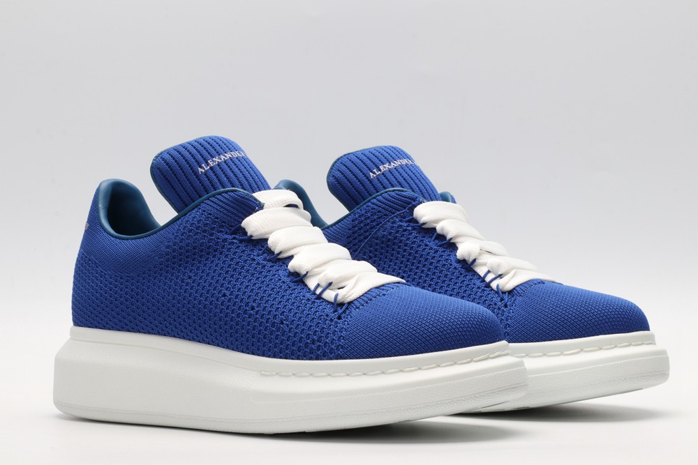 AMQ OVERSIZED SNEAKER Blue