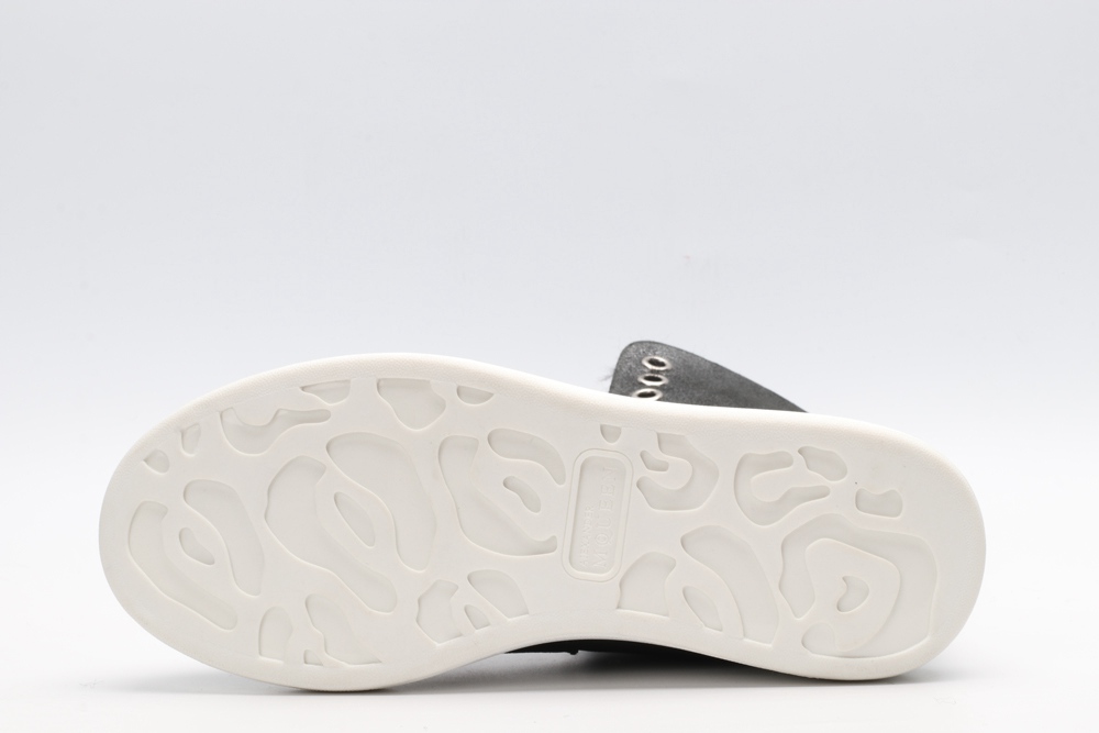 AMQ winter boots-black