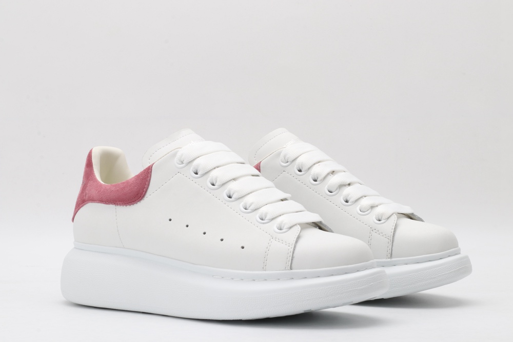 AMQ oversized sole sneakers
