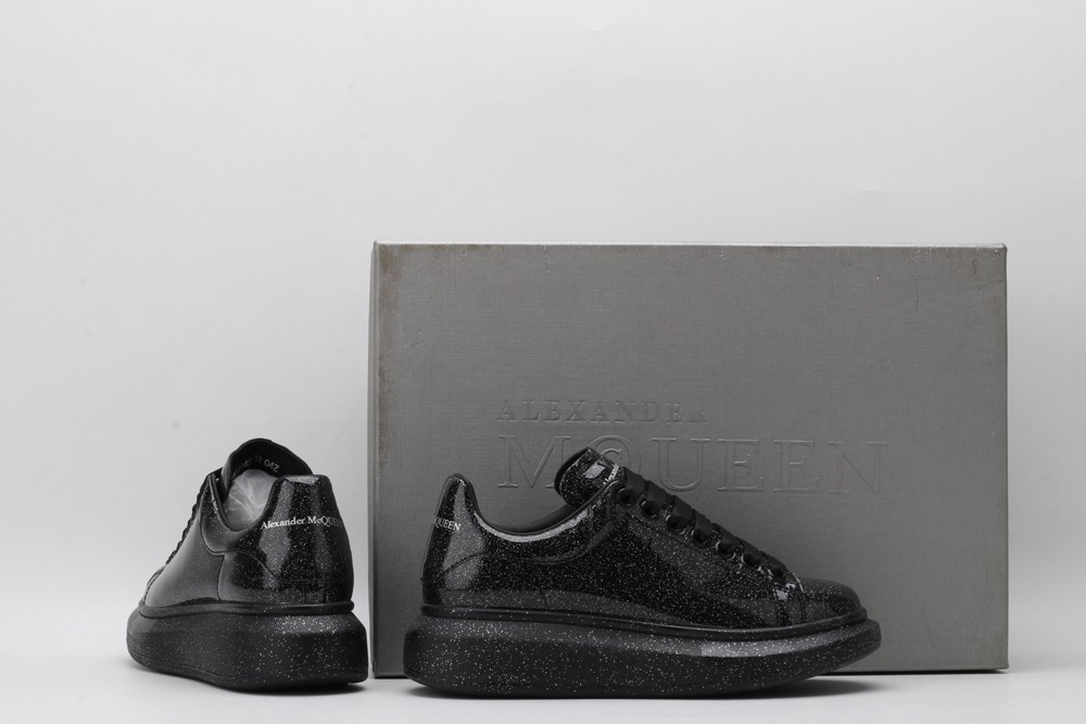 AMQ Oversized glitter sneakers