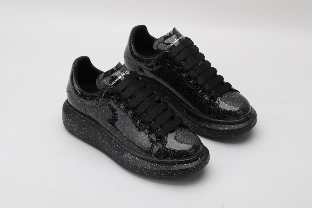 AMQ Oversized glitter sneakers