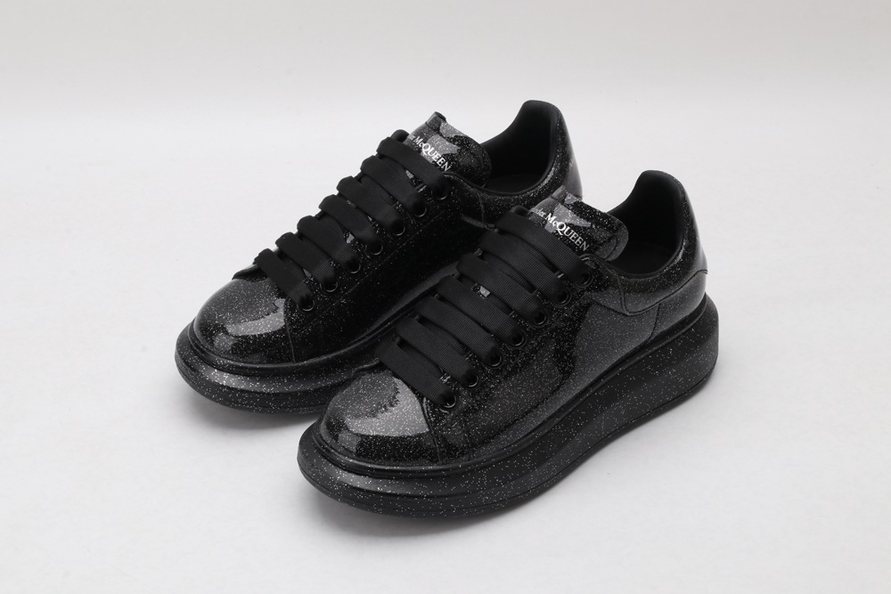 AMQ Oversized glitter sneakers