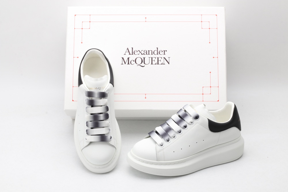 AMQ oversized sneakers with black heel