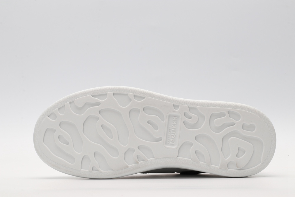 AMQ Low-top sneakers