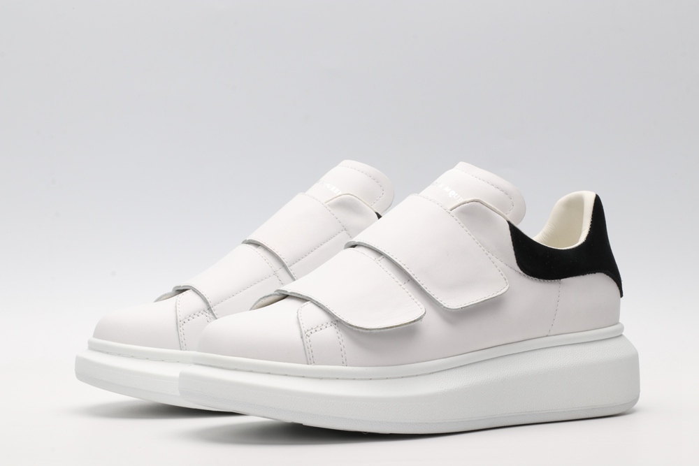 AMQ Low-top sneakers