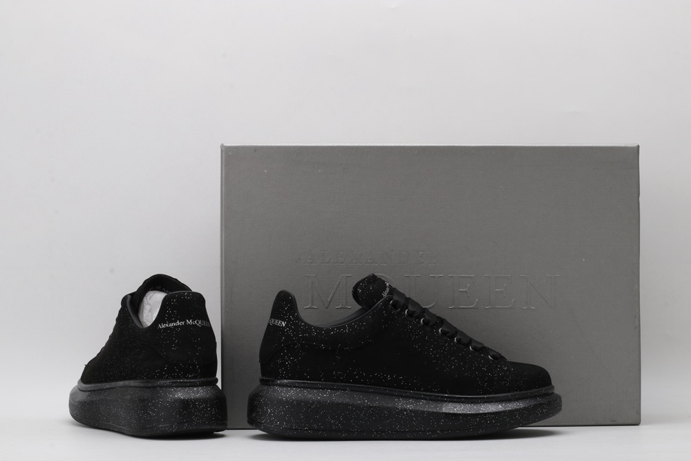 AMQ Black spray glitter sneaker