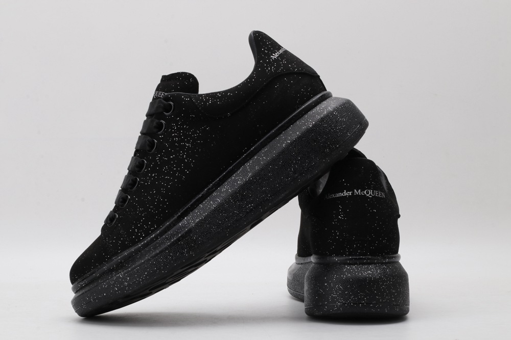 AMQ Black spray glitter sneaker