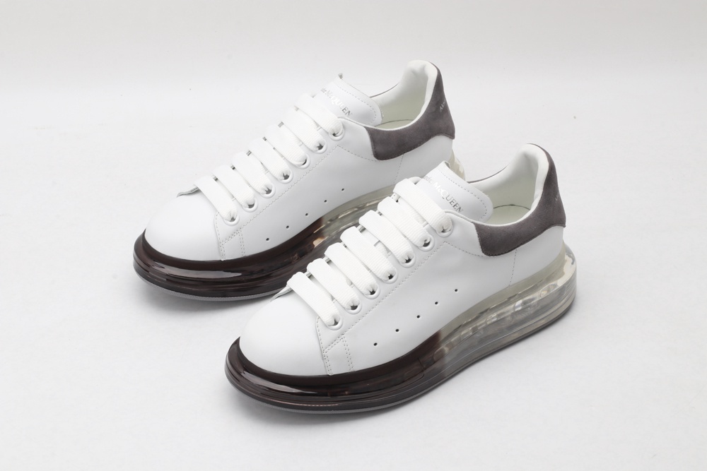 AMQ oversized sneakers with grey heel