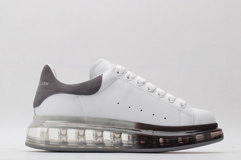 AMQ oversized sneakers with grey heel