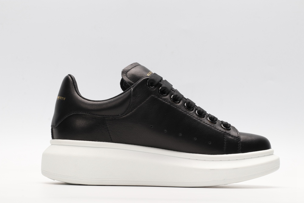 AMQ black oversized sneakers