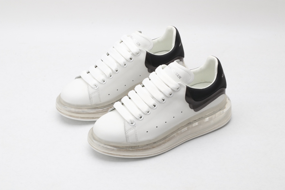 AMQ oversized sneakers with black heel