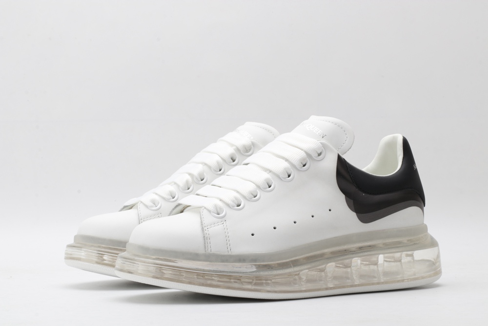 AMQ oversized sneakers with black heel