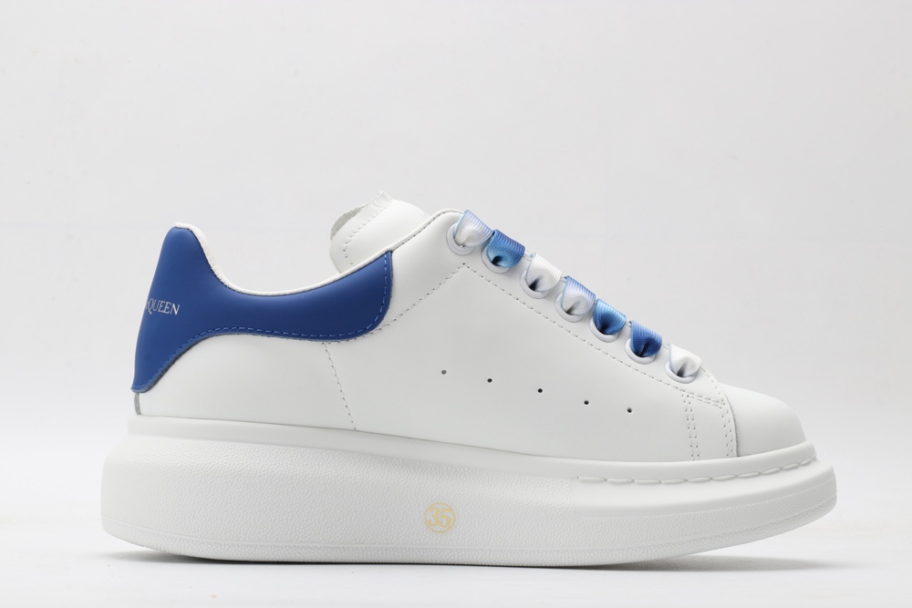 AMQ oversized sneakers with blue heel