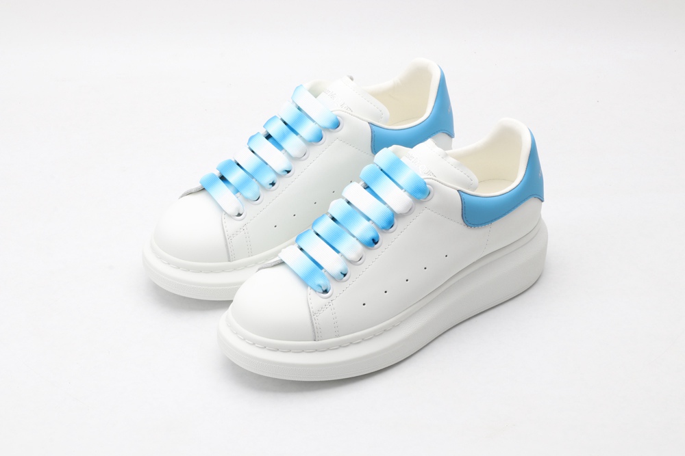 AMQ oversized sneakers with sky blue heel