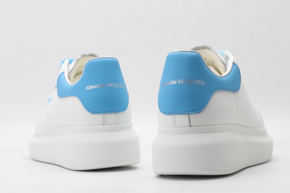 AMQ oversized sneakers with sky blue heel