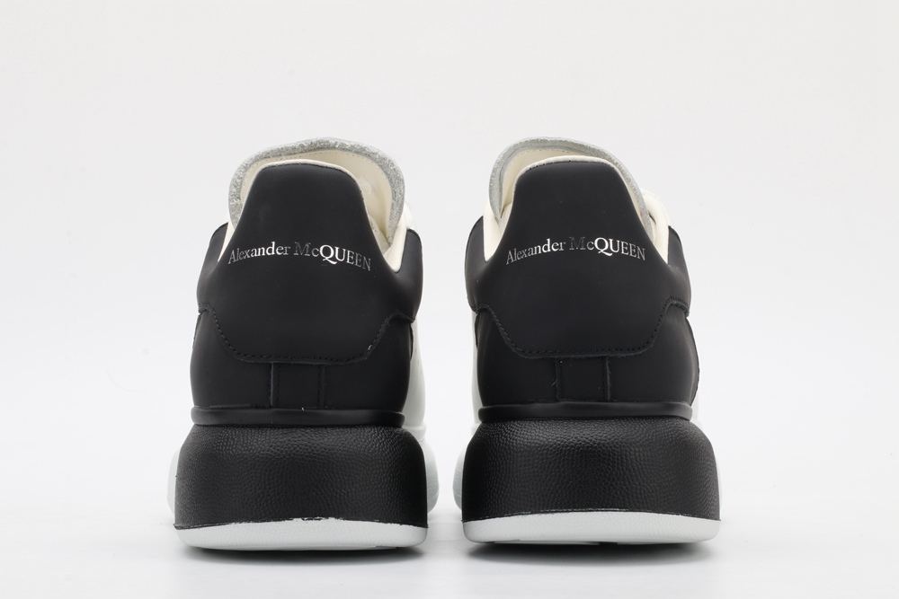 AMQ oversized sneakers with black heel