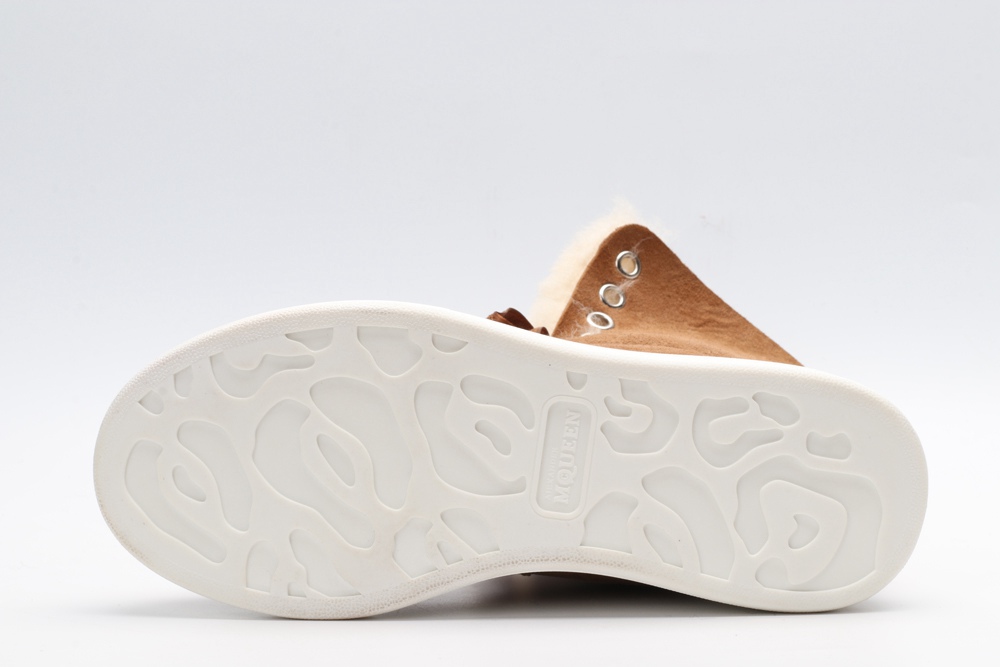 AMQ winter boots brown