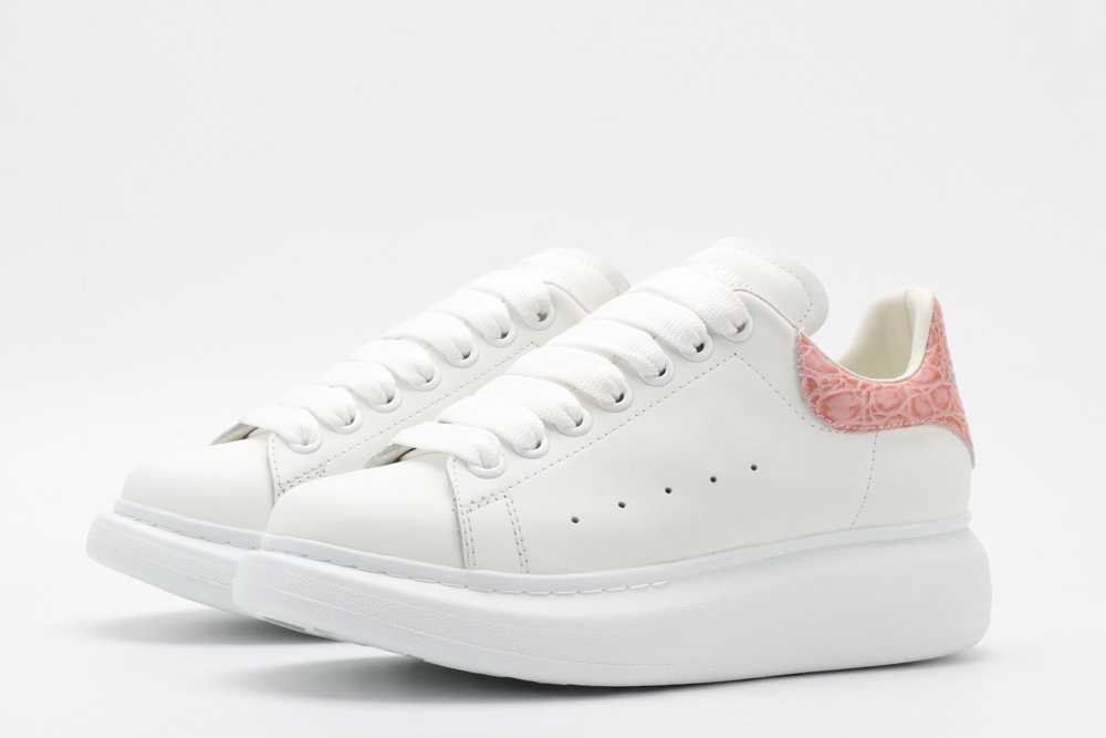 AMQ Leather Platform Sneakers