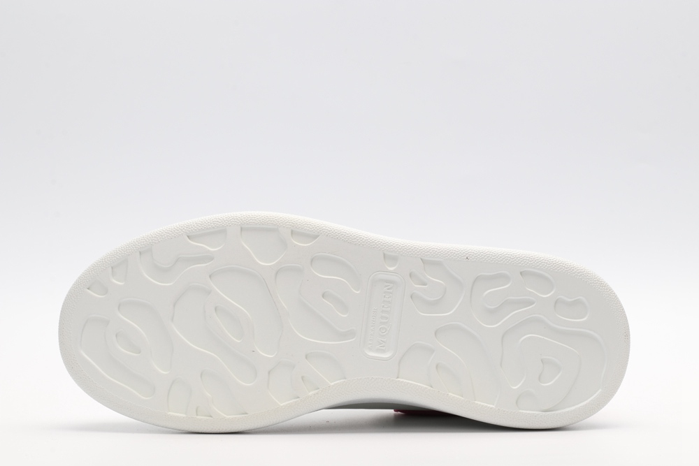 AMQ OVERSIZED SNEAKER with rose heel