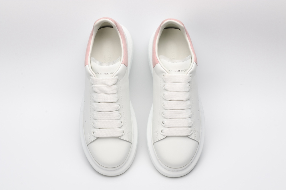 AMQ OVERSIZED SNEAKER with rose heel