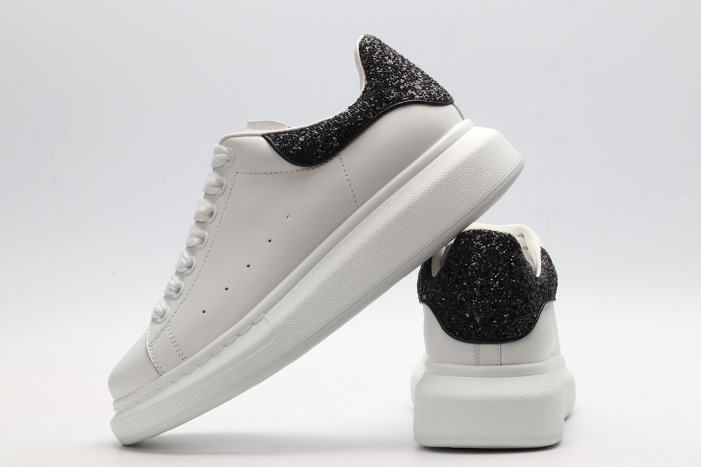 AMQ oversized sneakers with black heel