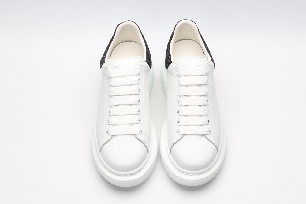 AMQ oversized sneakers with black heel