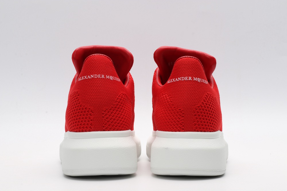 AMQ OVERSIZED SNEAKER Red