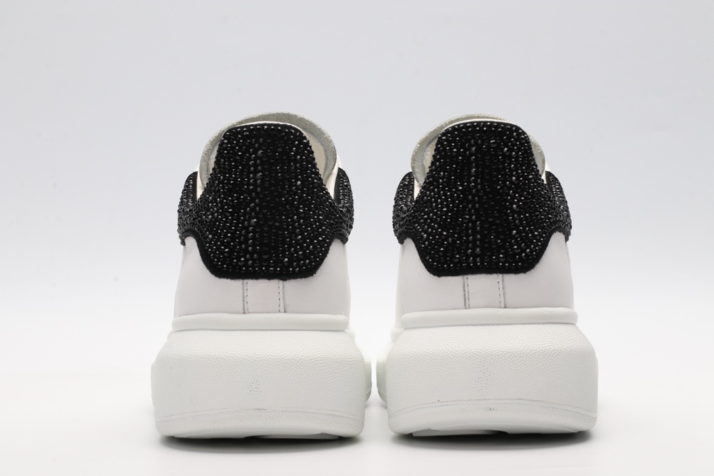 AMQ oversized sneakers with black heel