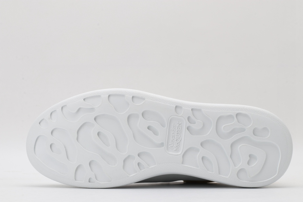 AMQ oversized sneakers with yellow heel