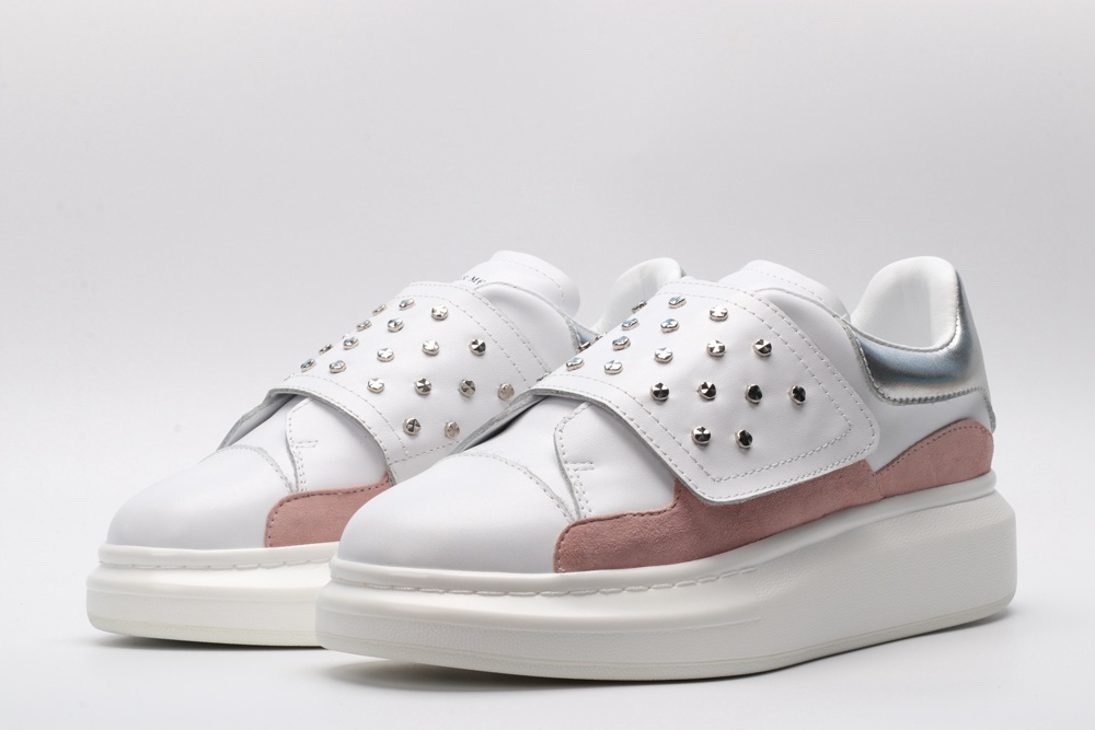 AMQ Leather Platform Sneakers