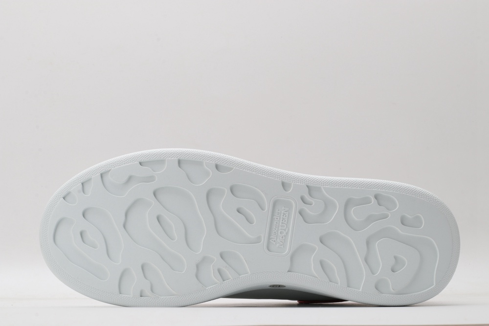 AMQ OVERSIZED SNEAKER