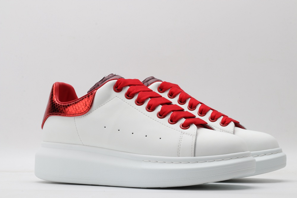 AMQ OVERSIZED SNEAKER