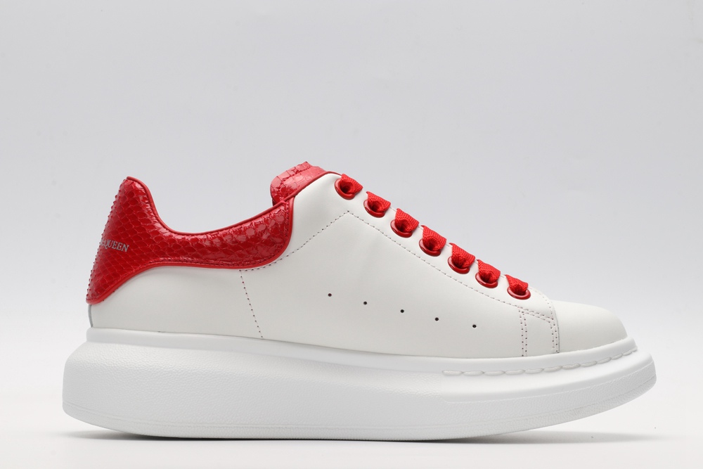 AMQ OVERSIZED SNEAKER