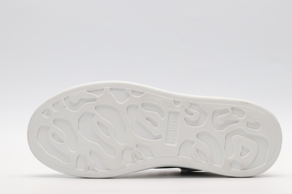 AMQ Leather Lace-Up Platform Sneakers