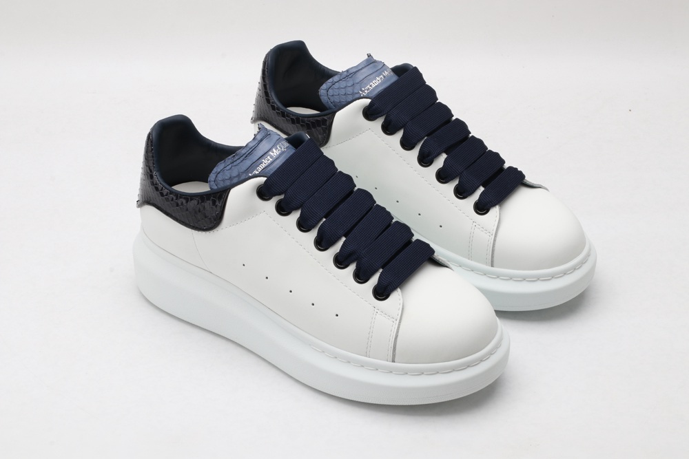 AMQ OVERSIZED SNEAKER