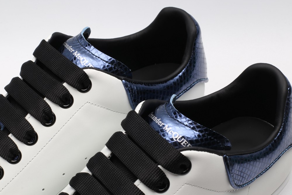 AMQ OVERSIZED SNEAKER