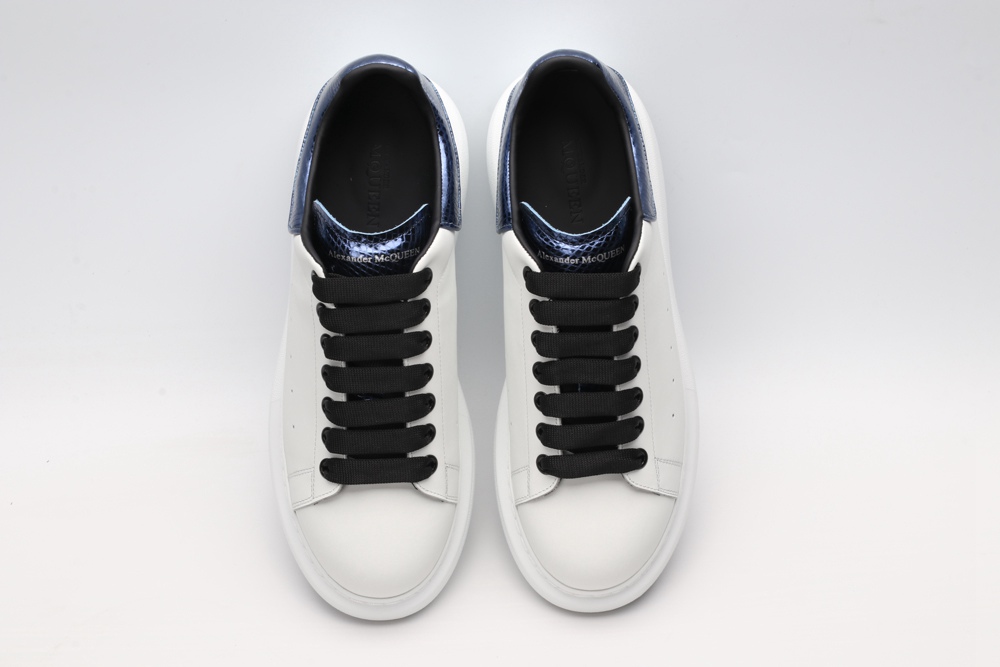 AMQ OVERSIZED SNEAKER