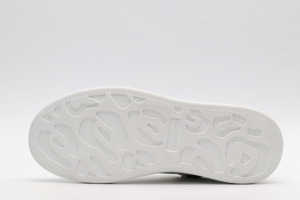 AMQ oversized sole sneakers