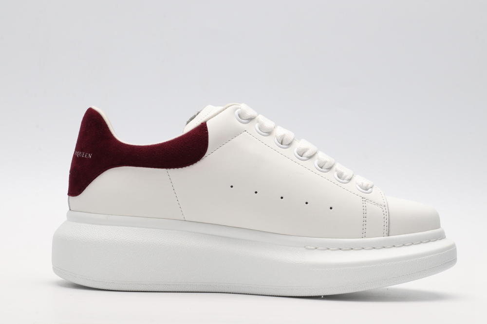 AMQ OVERSIZED SNEAKER